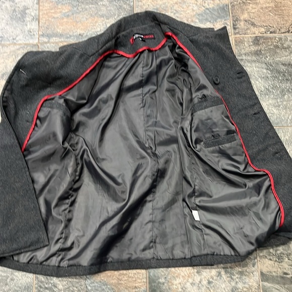 Alpine Swiss Coat - Picture 6 of 7